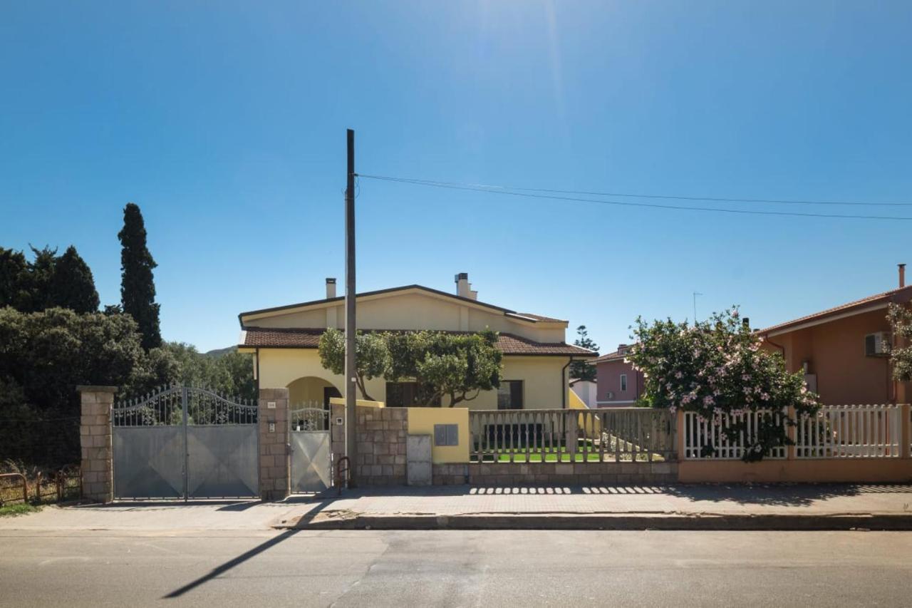 B&B Il Sogno Di Mario Carbonia Exteriér fotografie